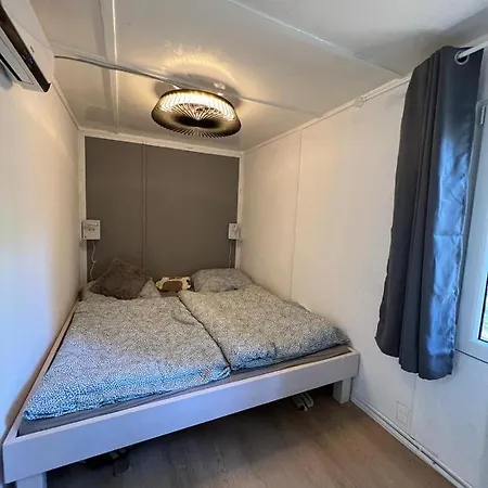 Idyllischer Am Badesee